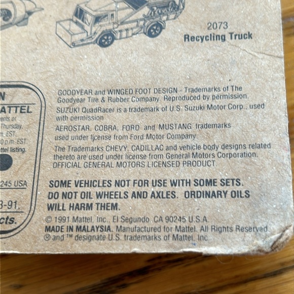 Mattel Hot Wheels ‘59 Cadillac convertible.  Package dates 1991.  Die Cast Metal - Picture 4 of 5